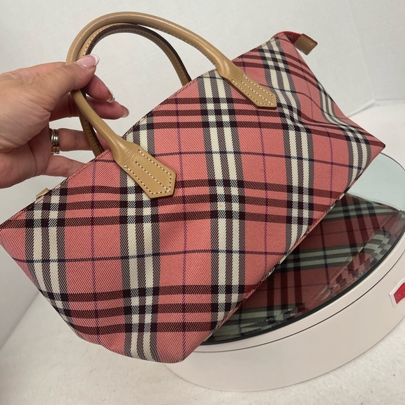 💞Burberry Pink Nova CheckShoulder Bag💞 - Picture 2 of 10